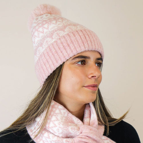 Cap Patrwm Ynys Deg - Pinc Meddal | Fairisle Hat - Pale Pink