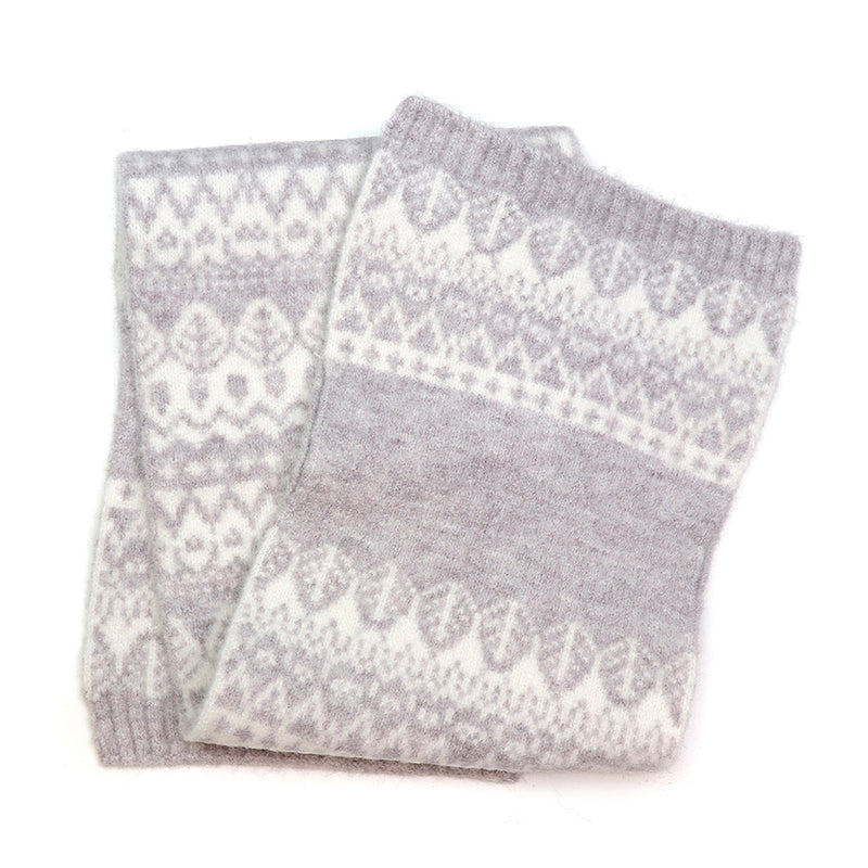 Sgarff Dolen - Llwyd Meddal | Fairisle Pull Through Scarf - Pale Grey