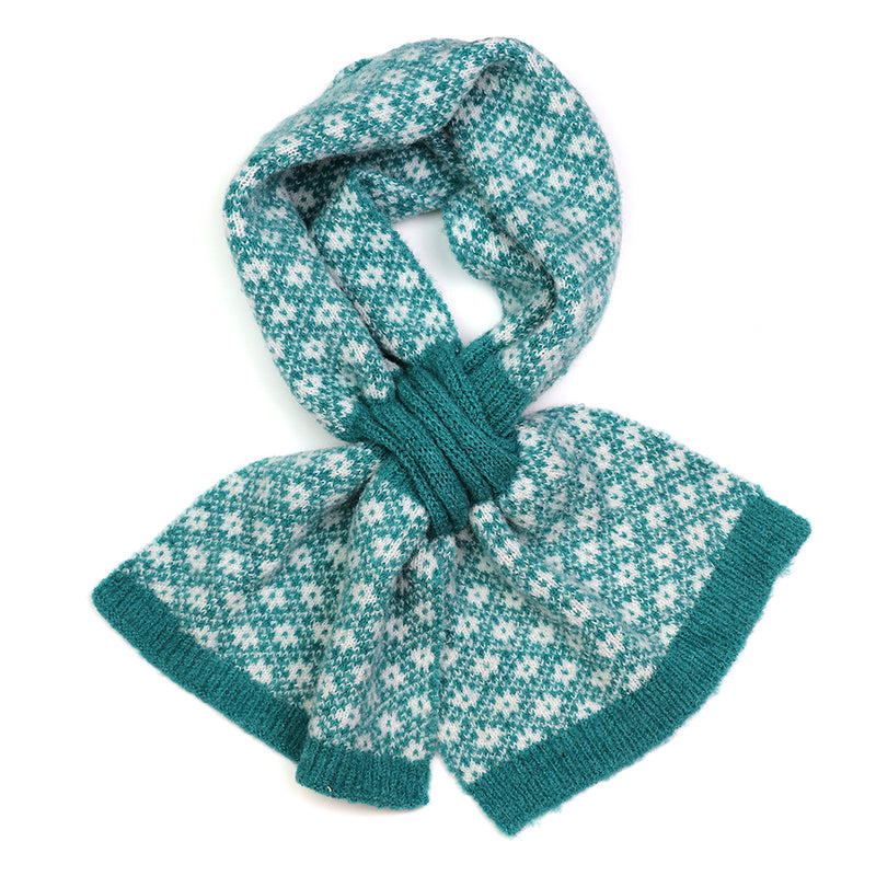 Sgarff Retro - Gwyrddlas | Retro Scandi Pull Through Scarf - Jade