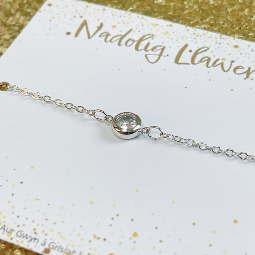 Breichled Crisial ar Gerdyn Nadolig Llawen | Carded Small Crystal Bracelet - Merry Christmas