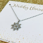 Cadwyn Pluen Eira ar Gerdyn Nadolig Llawen | Carded Snowflake Necklace - Merry Christmas