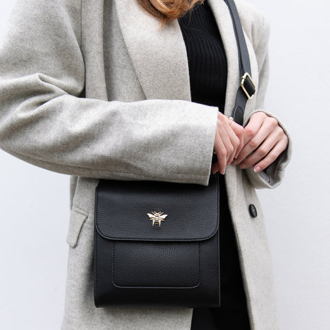 Bag Croesgorff - Du | Bloomsburry Messenger Bag by Alice Wheeler - Black