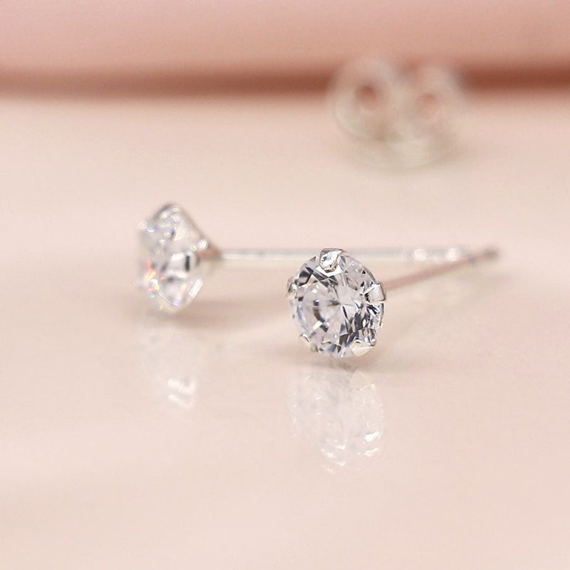 Clustdlysau Styd Arian | Sterling Silver Stud Earrings - Tiny Clear Crystal