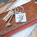 Cylch Goriadau Wendale | Wrendale Keyring - 'Flowers' Giraffe