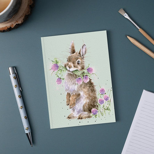 Llyfr Nodiadau Wrendale A6 - Cwningen | Wrendale A6 Notebook - 'Head Clover Heels' Rabbit