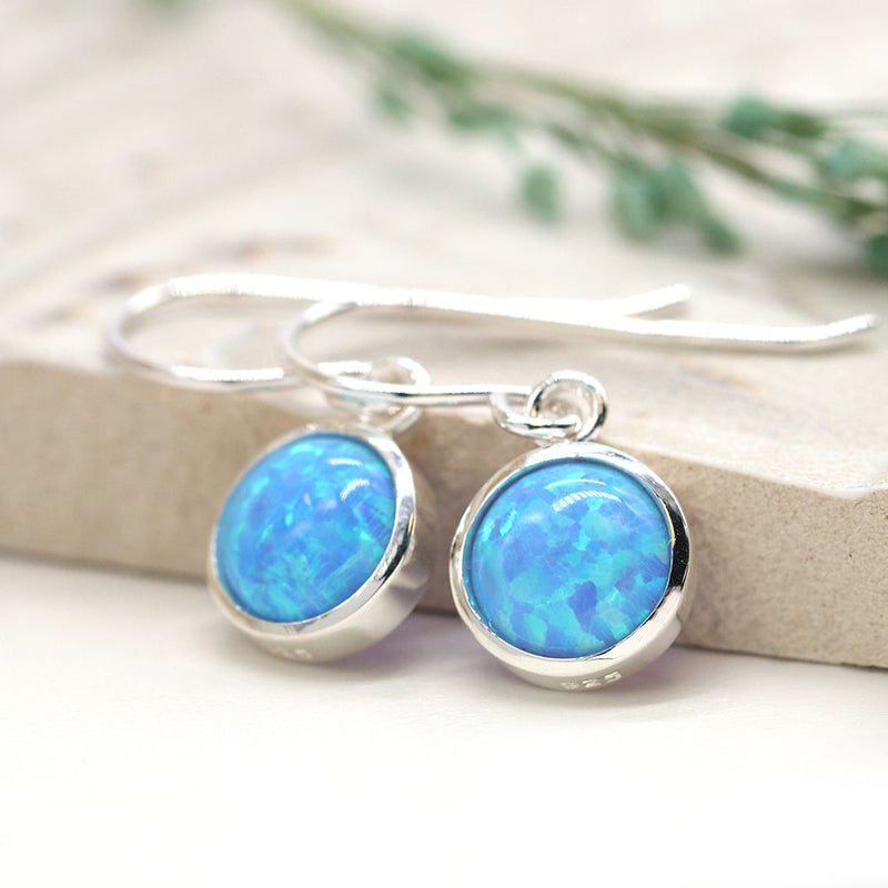 Clustdlysau Arian | Sterling Silver Drop Earrings - Round Blue Opal